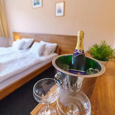 Hladina Hotel 3*